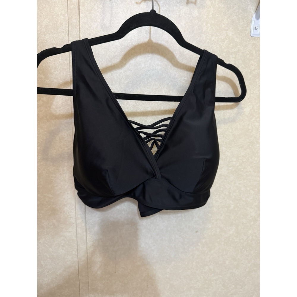Torrid Black Plunge Bikini Swim Top Strappy Back Padded Plus Size 2 (18/20)